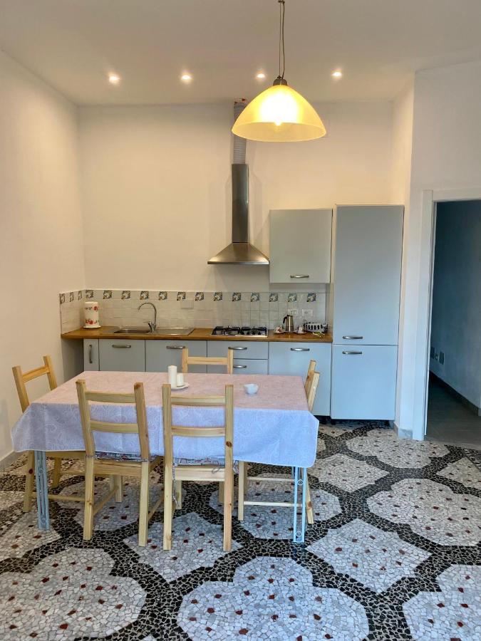 Villa Lucia Home Holiday Carrodano Inferiore Екстериор снимка