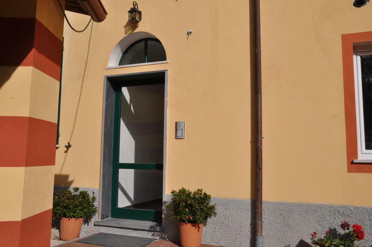 Villa Lucia Home Holiday Carrodano Inferiore Екстериор снимка